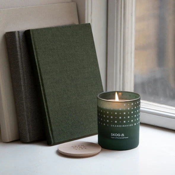 20103_100_STYLING_SKOG_CANDLE_200G_590x_1f593d18-e37b-4d9d-91ee-d6a43d64a3a7.webp