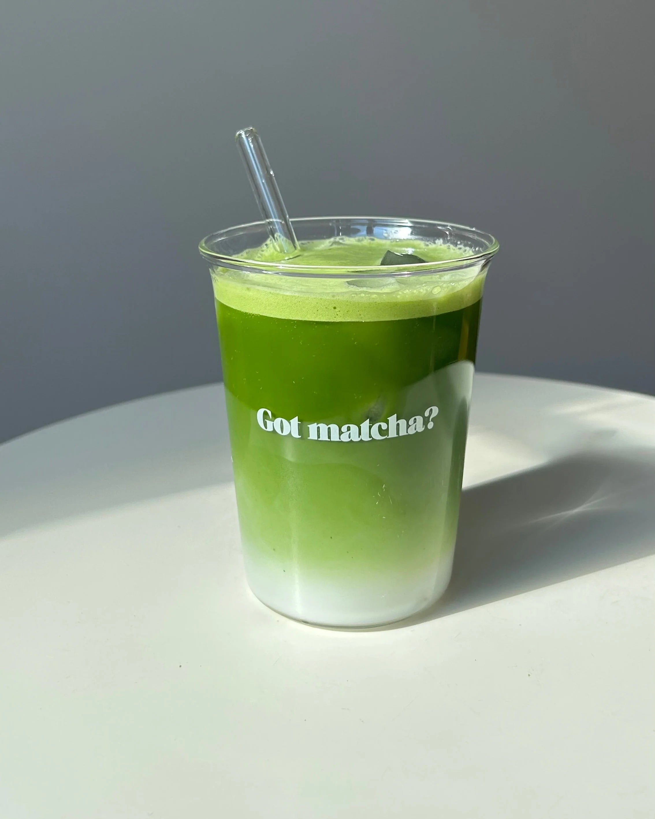 Juego de vasos para matcha con pajitas de vidrio