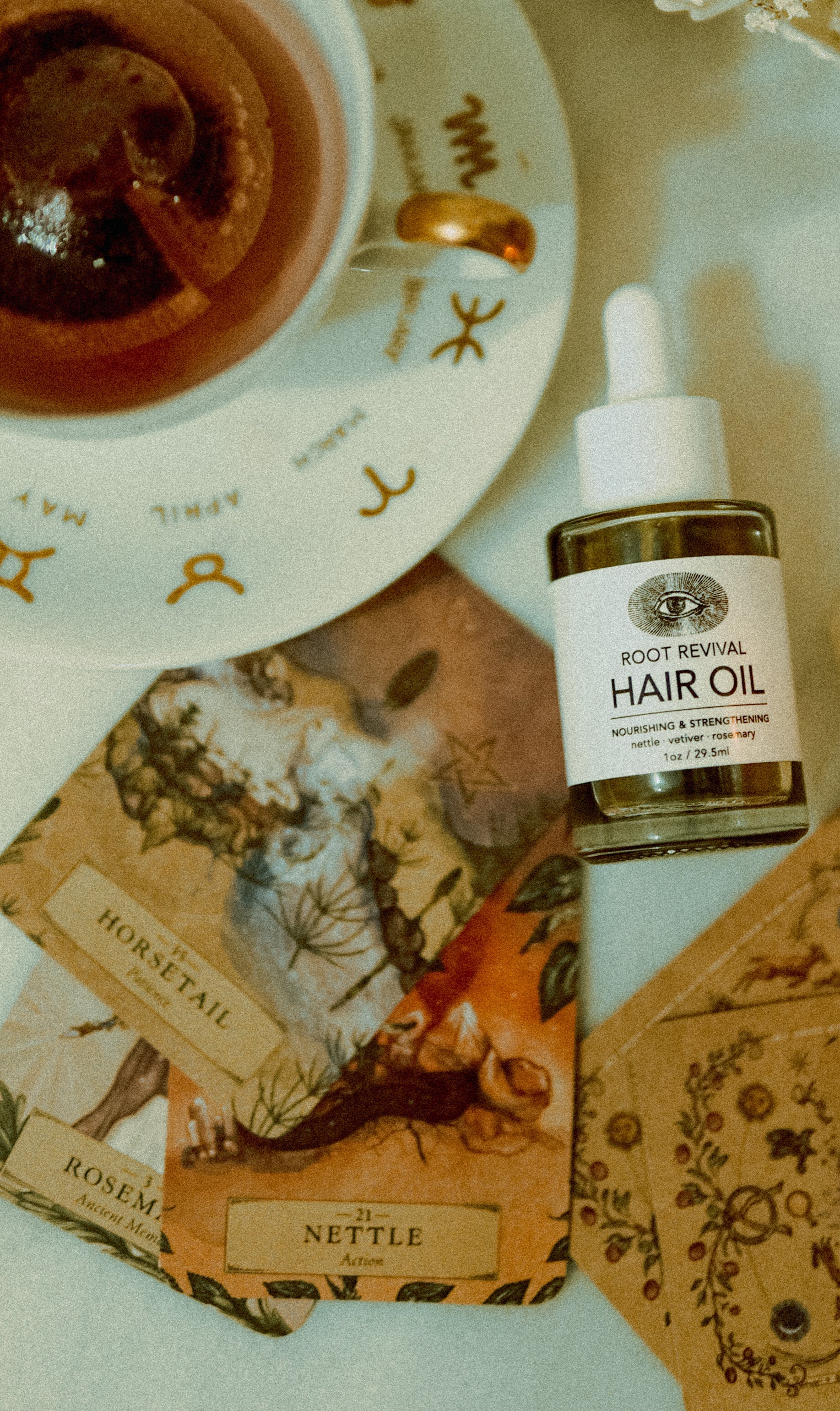 ROOT REVIVAL Aceite capilar | Nutritivo y fortalecedor
