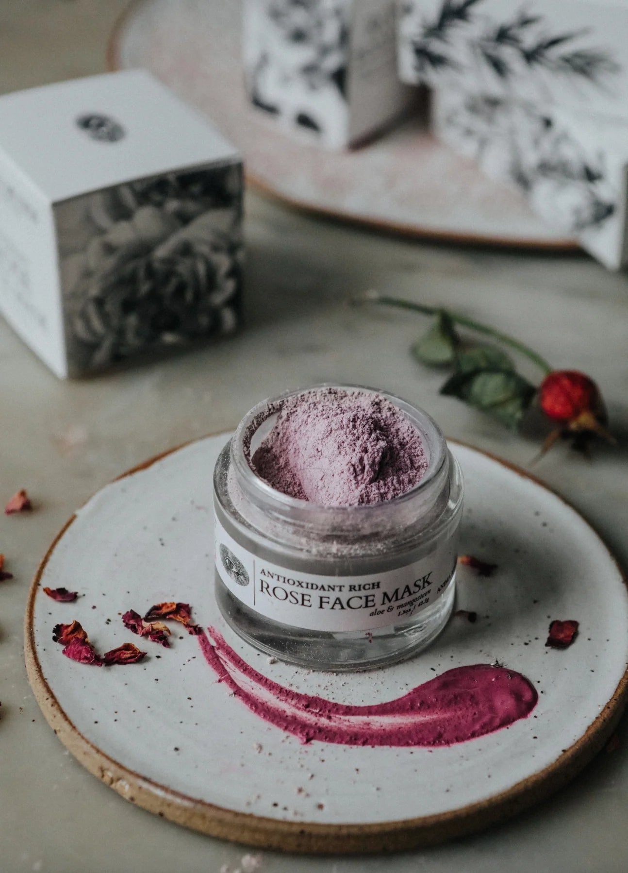 ROSE Mascarilla facial | Desintoxica + Hidrata